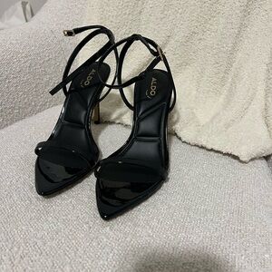Aldo black heels